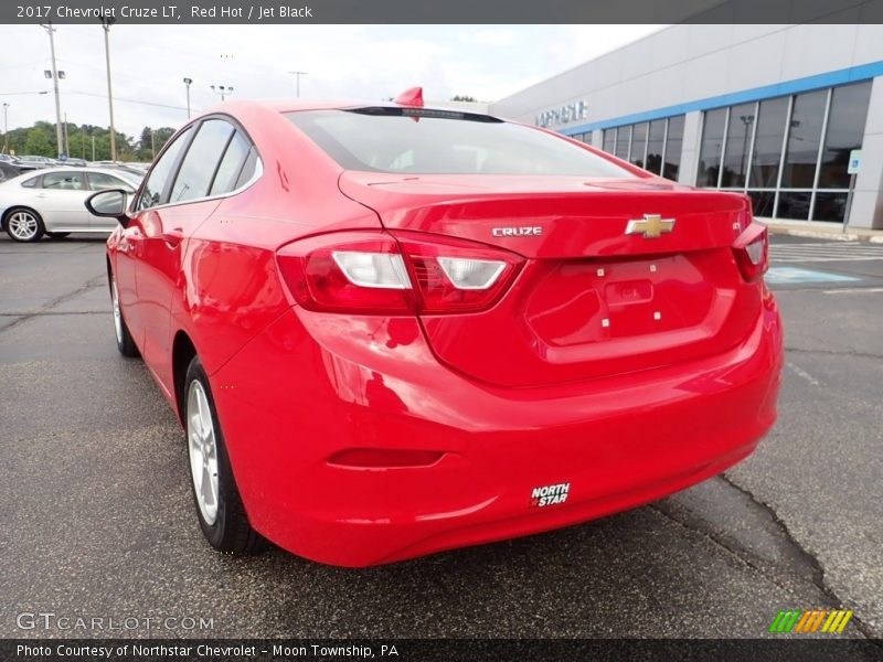 Red Hot / Jet Black 2017 Chevrolet Cruze LT