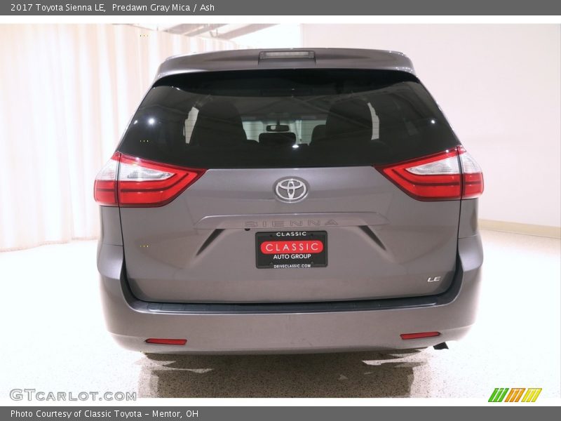 Predawn Gray Mica / Ash 2017 Toyota Sienna LE