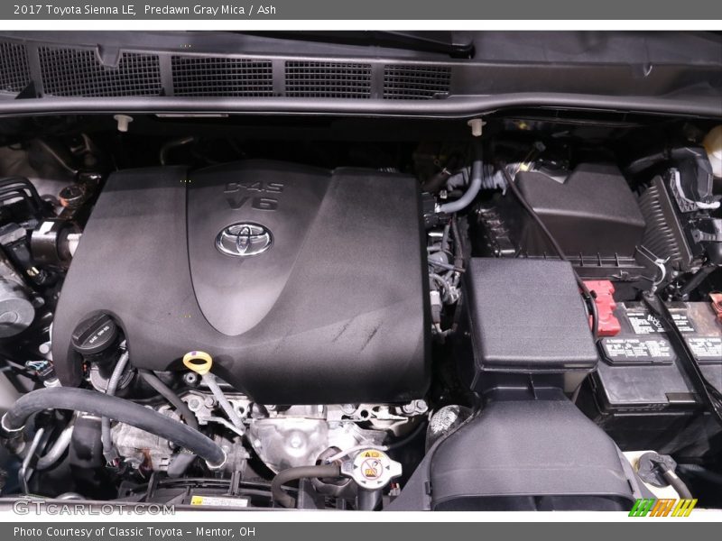 Predawn Gray Mica / Ash 2017 Toyota Sienna LE