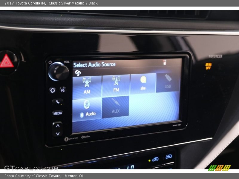 Classic Silver Metallic / Black 2017 Toyota Corolla iM