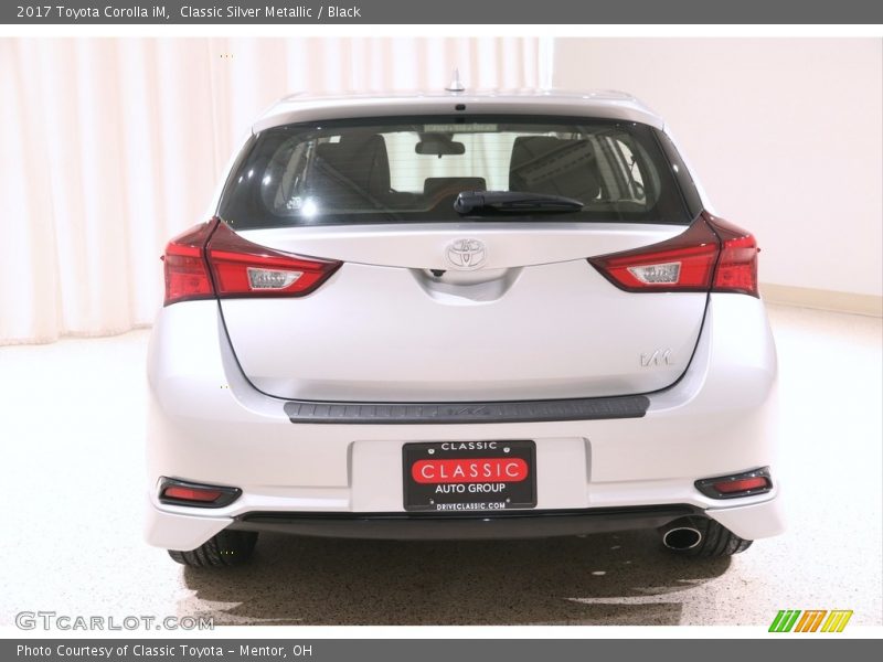 Classic Silver Metallic / Black 2017 Toyota Corolla iM
