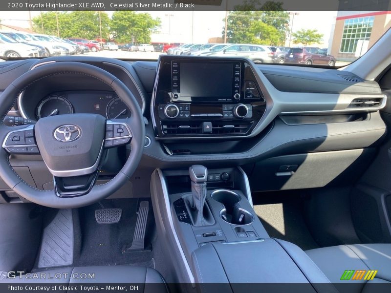 Celestial Silver Metallic / Black 2020 Toyota Highlander XLE AWD