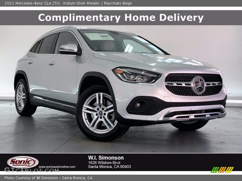 Iridium Silver Metallic / Macchiato Beige 2021 Mercedes-Benz GLA 250