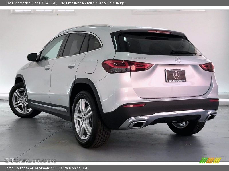 Iridium Silver Metallic / Macchiato Beige 2021 Mercedes-Benz GLA 250