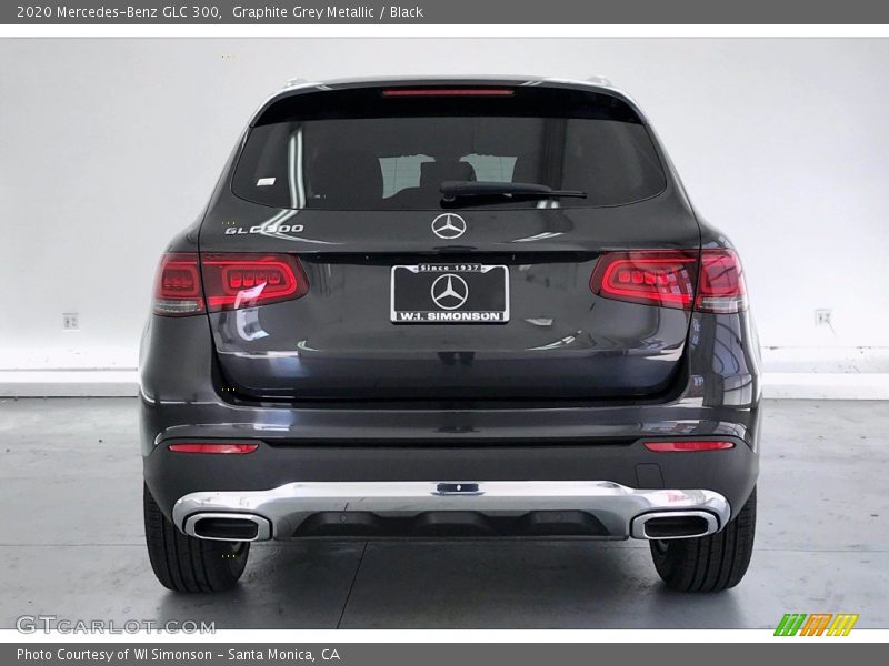 Graphite Grey Metallic / Black 2020 Mercedes-Benz GLC 300