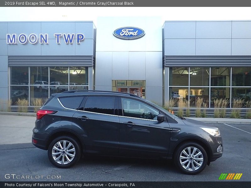 Magnetic / Chromite Gray/Charcoal Black 2019 Ford Escape SEL 4WD