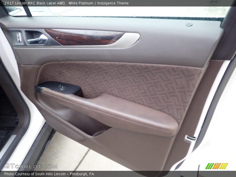 White Platinum / Indulgence Theme 2017 Lincoln MKC Black Label AWD