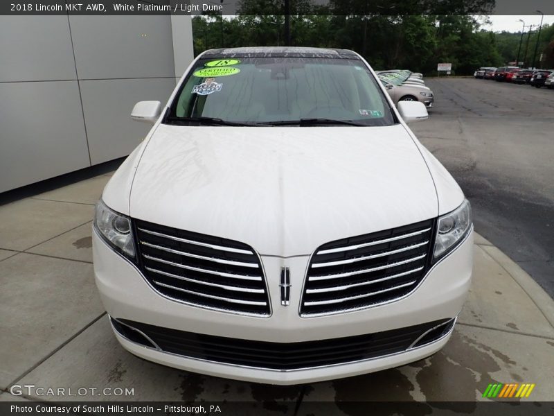 White Platinum / Light Dune 2018 Lincoln MKT AWD