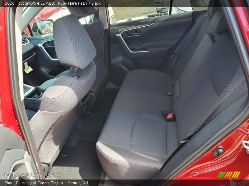 Ruby Flare Pearl / Black 2020 Toyota RAV4 LE AWD