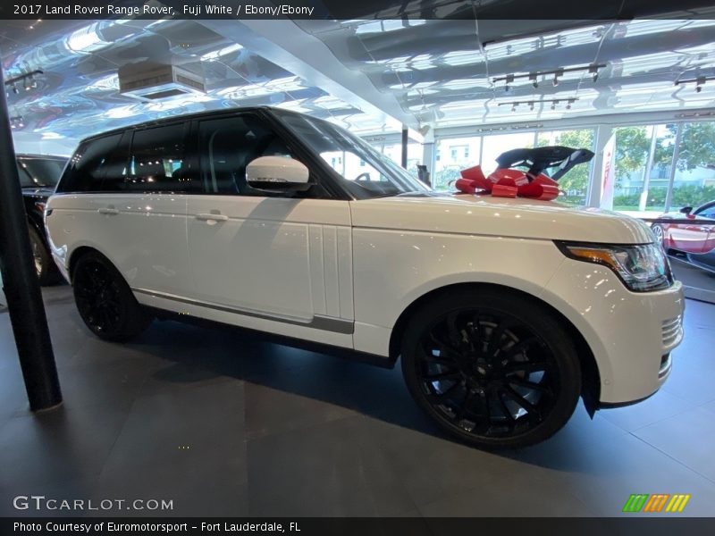 Fuji White / Ebony/Ebony 2017 Land Rover Range Rover