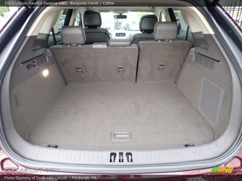  2020 Nautilus Reserve AWD Trunk