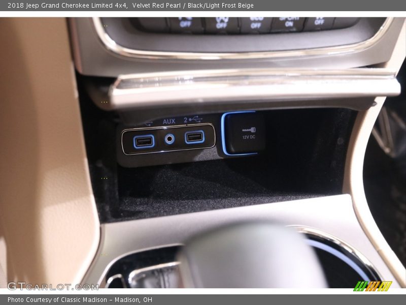 Velvet Red Pearl / Black/Light Frost Beige 2018 Jeep Grand Cherokee Limited 4x4