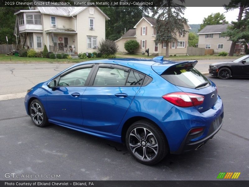 Kinetic Blue Metallic / Jet Black/­Galvanized 2019 Chevrolet Cruze LT Hatchback