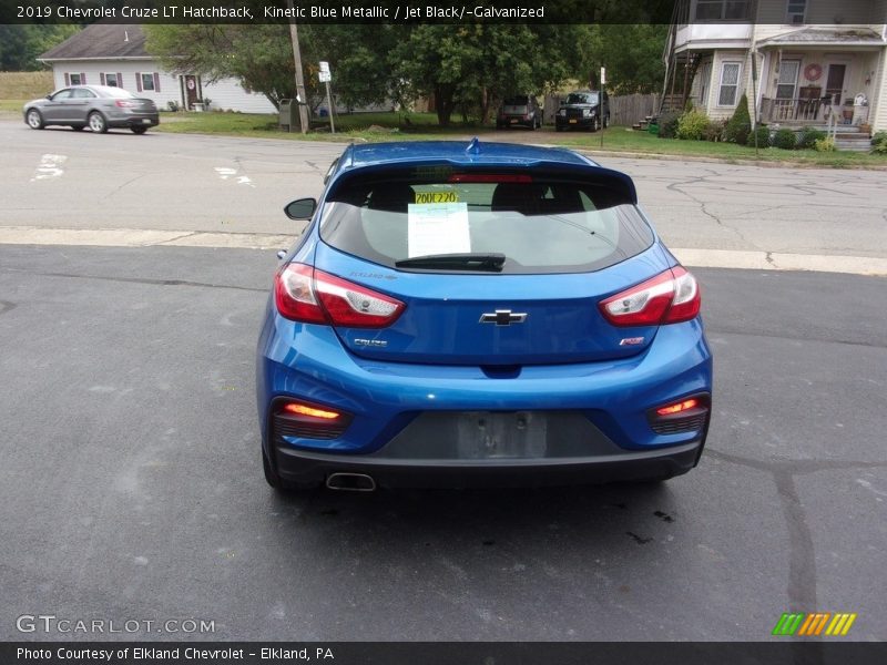 Kinetic Blue Metallic / Jet Black/­Galvanized 2019 Chevrolet Cruze LT Hatchback