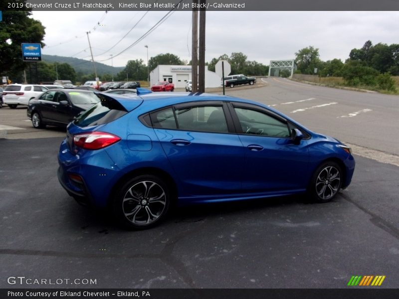 Kinetic Blue Metallic / Jet Black/­Galvanized 2019 Chevrolet Cruze LT Hatchback