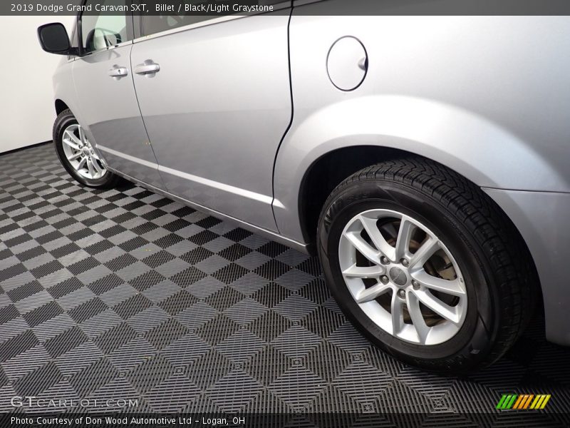 Billet / Black/Light Graystone 2019 Dodge Grand Caravan SXT
