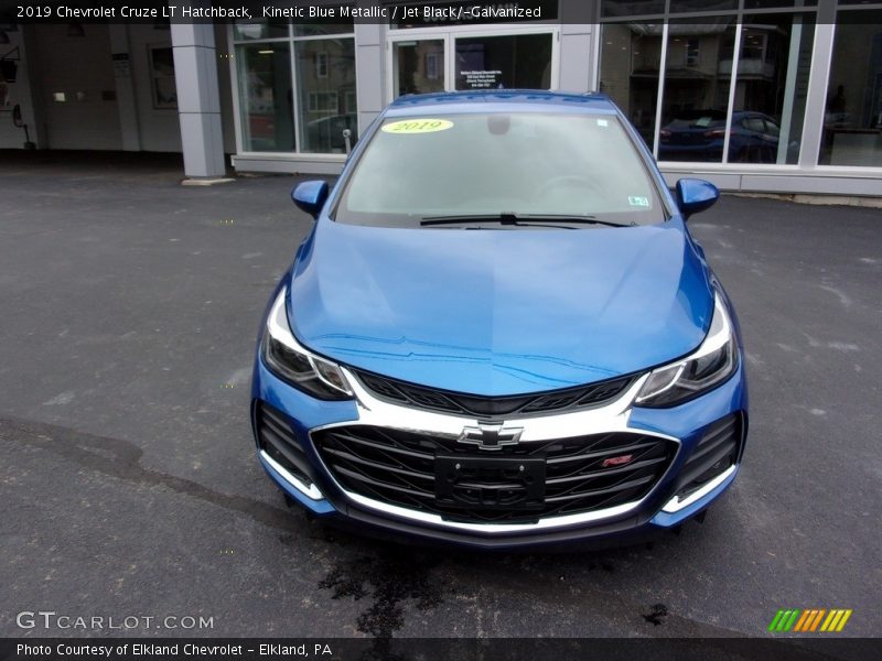 Kinetic Blue Metallic / Jet Black/­Galvanized 2019 Chevrolet Cruze LT Hatchback