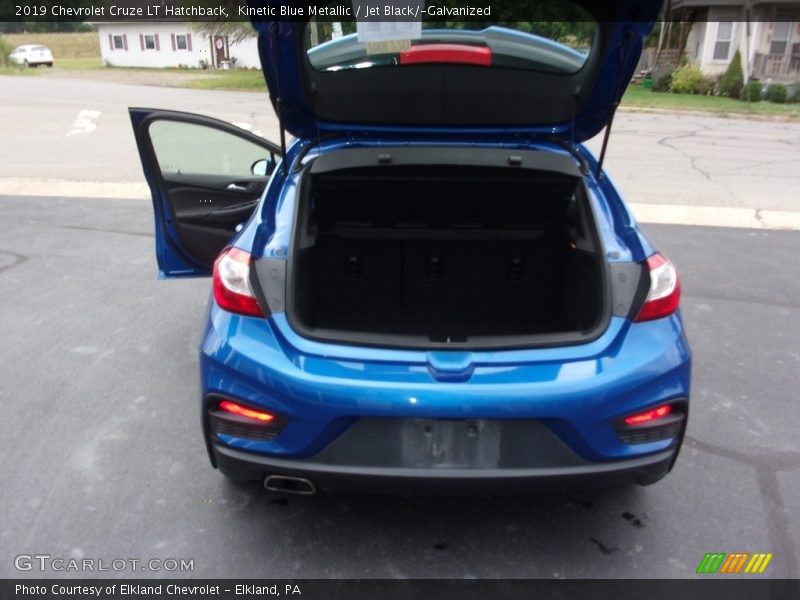 Kinetic Blue Metallic / Jet Black/­Galvanized 2019 Chevrolet Cruze LT Hatchback