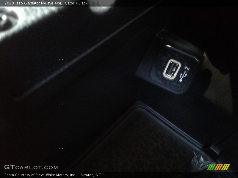 Gator / Black 2020 Jeep Gladiator Mojave 4x4