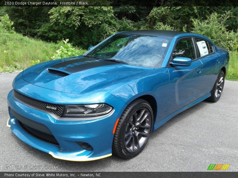 Front 3/4 View of 2020 Charger Daytona