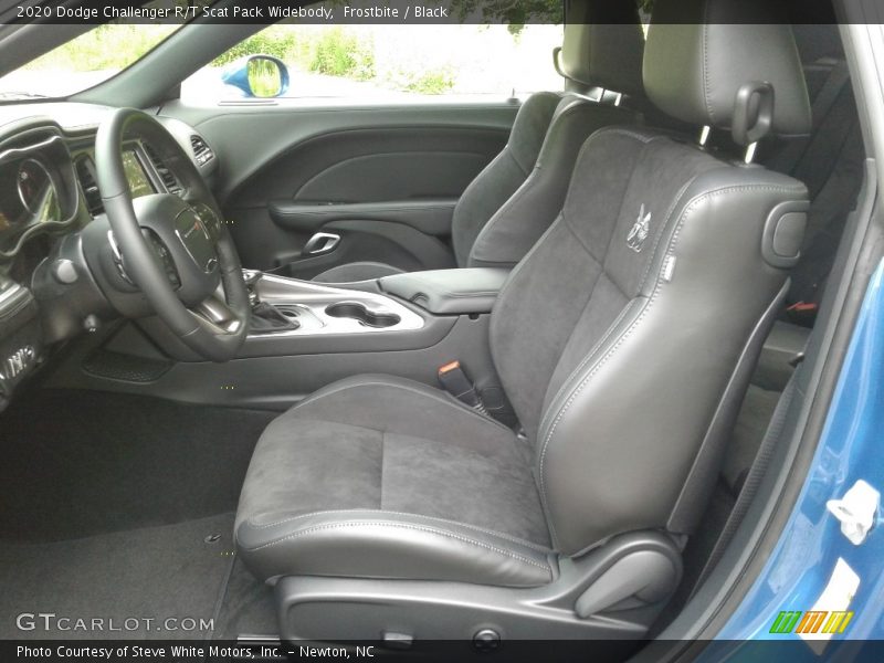 Front Seat of 2020 Challenger R/T Scat Pack Widebody