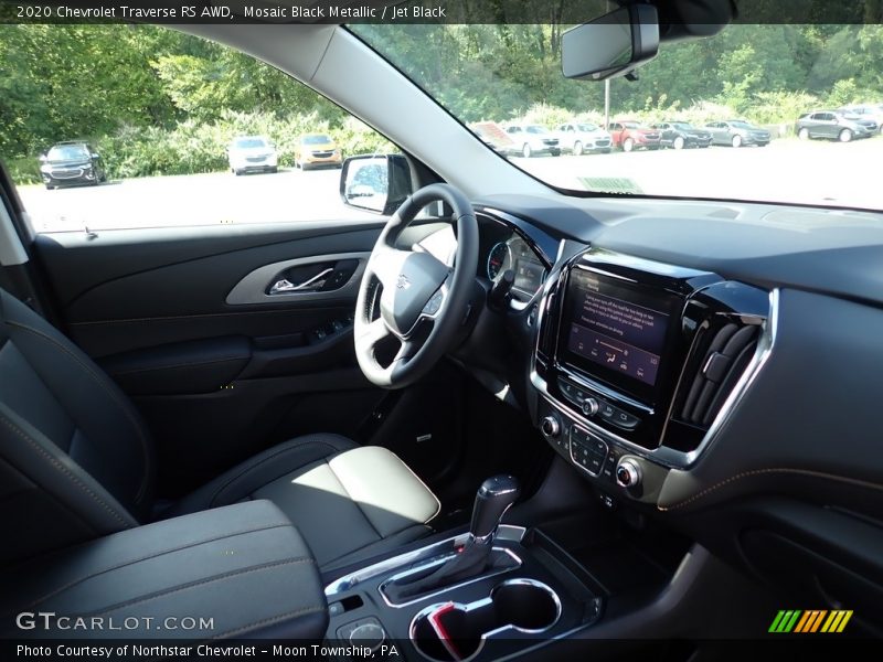 Mosaic Black Metallic / Jet Black 2020 Chevrolet Traverse RS AWD
