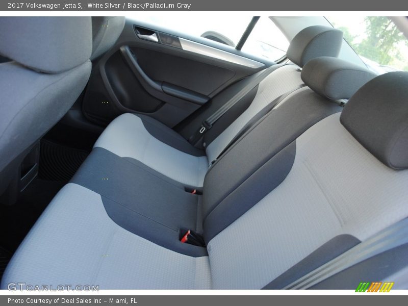 White Silver / Black/Palladium Gray 2017 Volkswagen Jetta S