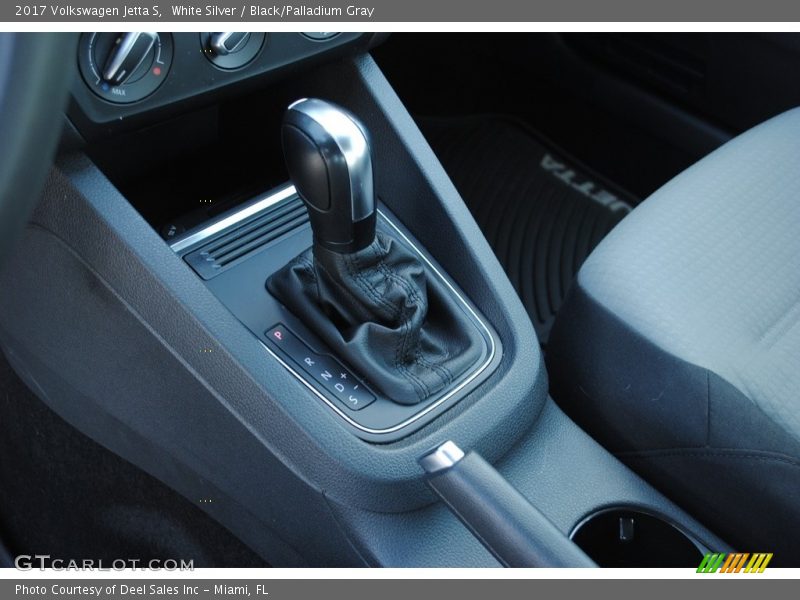 White Silver / Black/Palladium Gray 2017 Volkswagen Jetta S