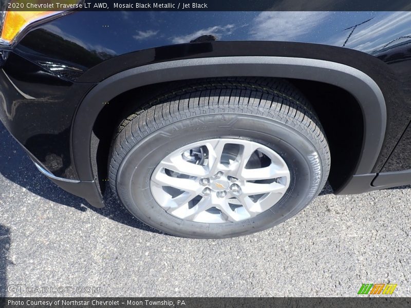 Mosaic Black Metallic / Jet Black 2020 Chevrolet Traverse LT AWD