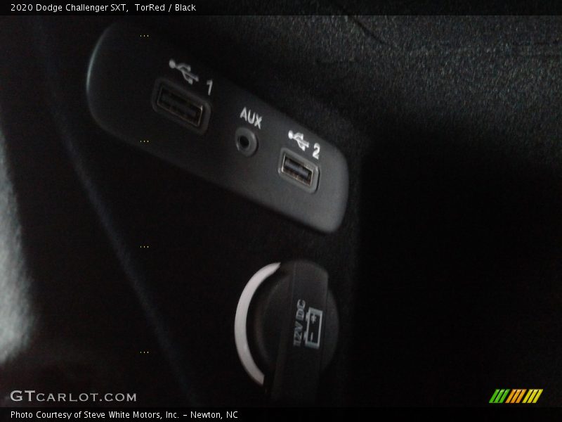 TorRed / Black 2020 Dodge Challenger SXT