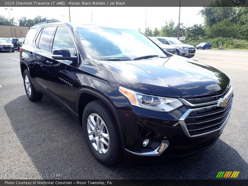 Mosaic Black Metallic / Jet Black 2020 Chevrolet Traverse LT AWD
