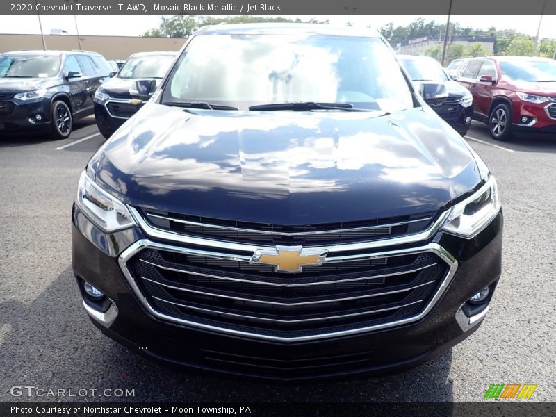Mosaic Black Metallic / Jet Black 2020 Chevrolet Traverse LT AWD