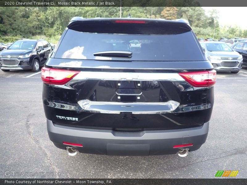 Mosaic Black Metallic / Jet Black 2020 Chevrolet Traverse LS