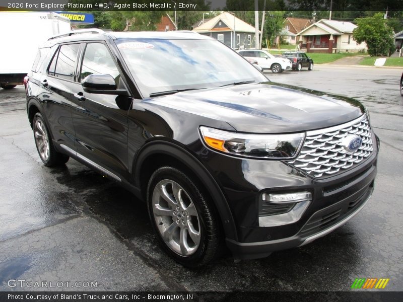 Front 3/4 View of 2020 Explorer Platinum 4WD