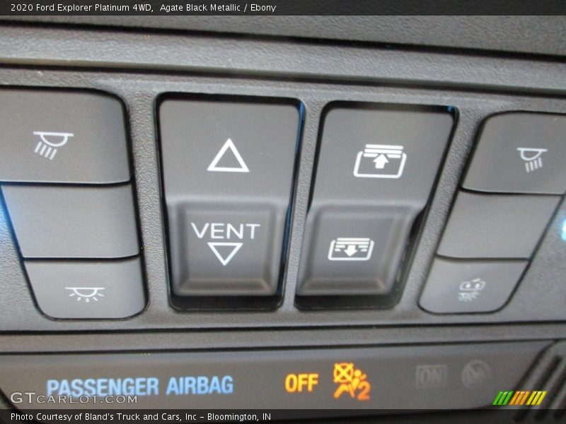 Agate Black Metallic / Ebony 2020 Ford Explorer Platinum 4WD