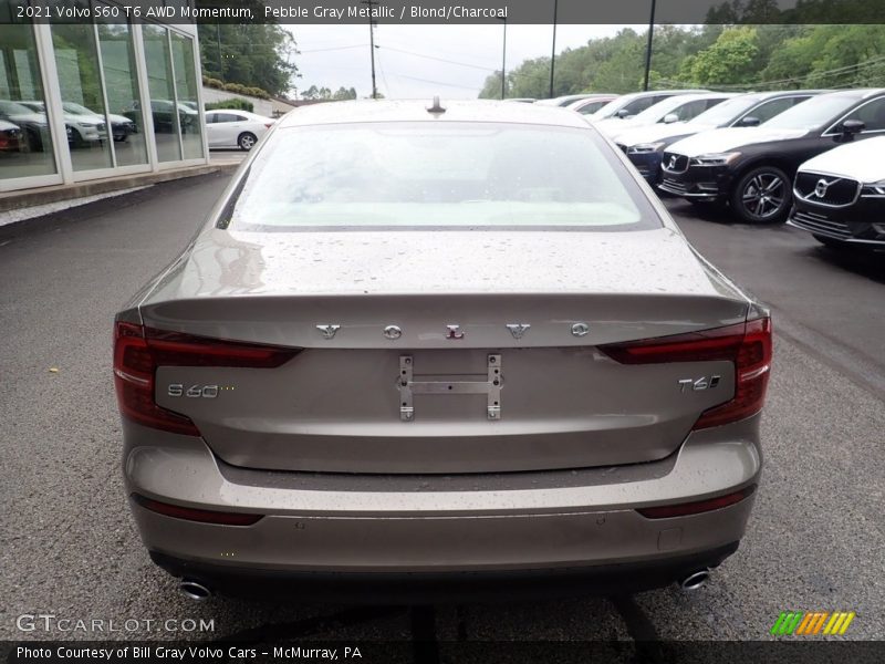 Pebble Gray Metallic / Blond/Charcoal 2021 Volvo S60 T6 AWD Momentum