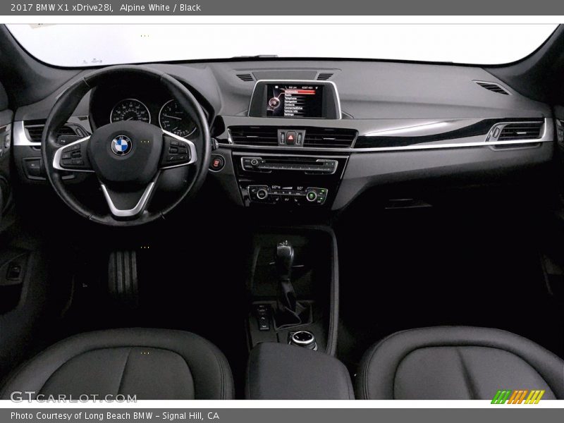 Alpine White / Black 2017 BMW X1 xDrive28i