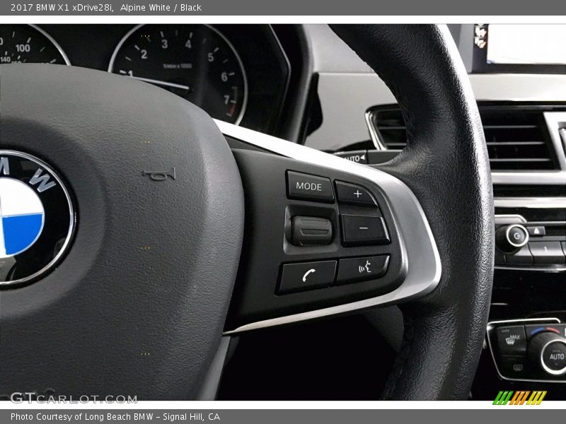 Alpine White / Black 2017 BMW X1 xDrive28i
