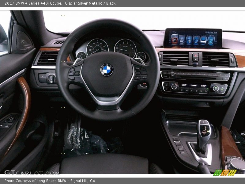 Dashboard of 2017 4 Series 440i Coupe