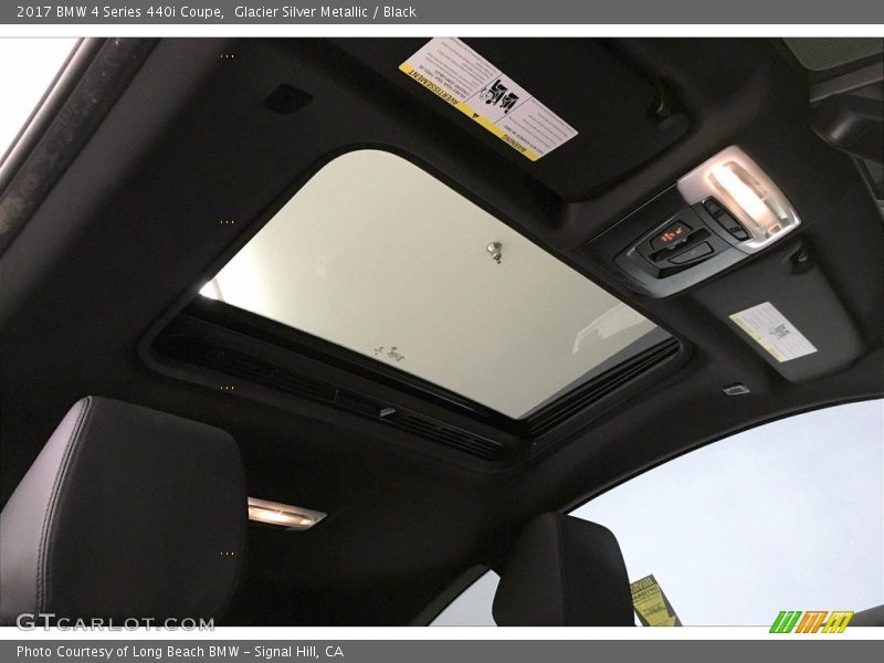 Sunroof of 2017 4 Series 440i Coupe