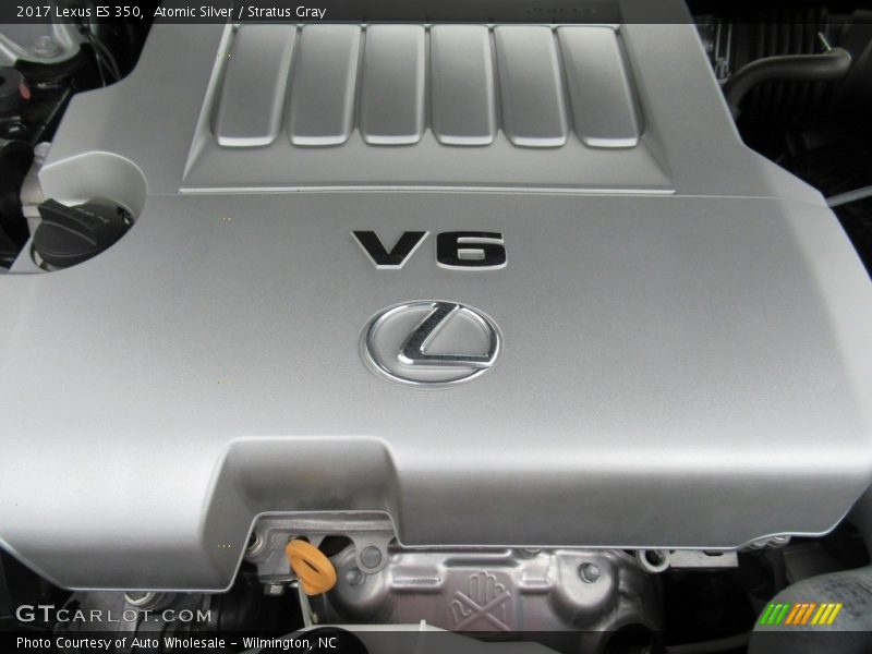 Atomic Silver / Stratus Gray 2017 Lexus ES 350