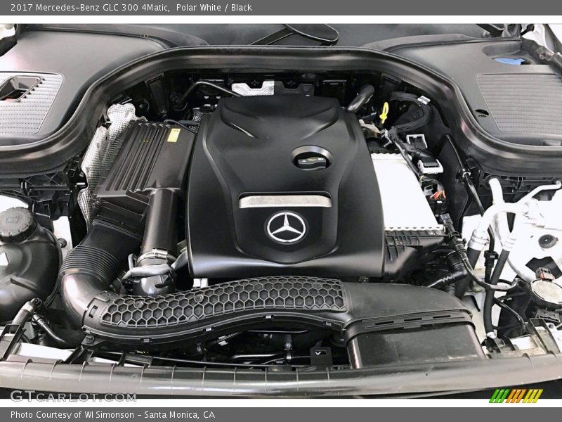 Polar White / Black 2017 Mercedes-Benz GLC 300 4Matic