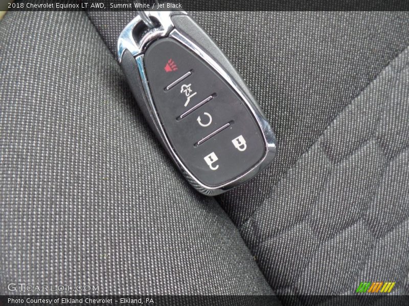 Summit White / Jet Black 2018 Chevrolet Equinox LT AWD