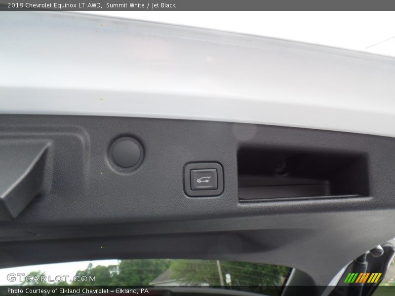 Summit White / Jet Black 2018 Chevrolet Equinox LT AWD
