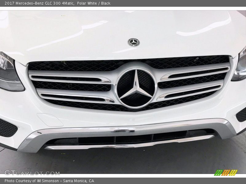 Polar White / Black 2017 Mercedes-Benz GLC 300 4Matic