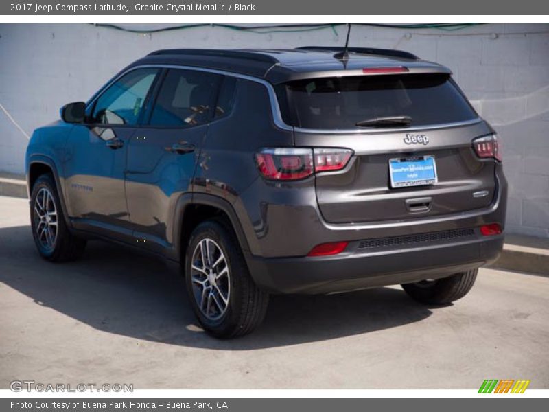 Granite Crystal Metallic / Black 2017 Jeep Compass Latitude