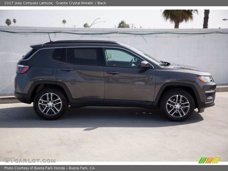 Granite Crystal Metallic / Black 2017 Jeep Compass Latitude