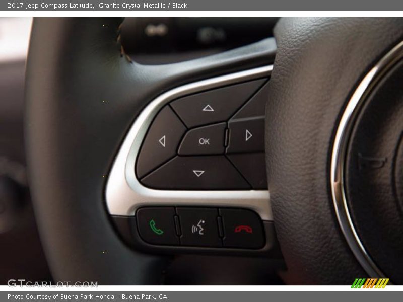 Granite Crystal Metallic / Black 2017 Jeep Compass Latitude