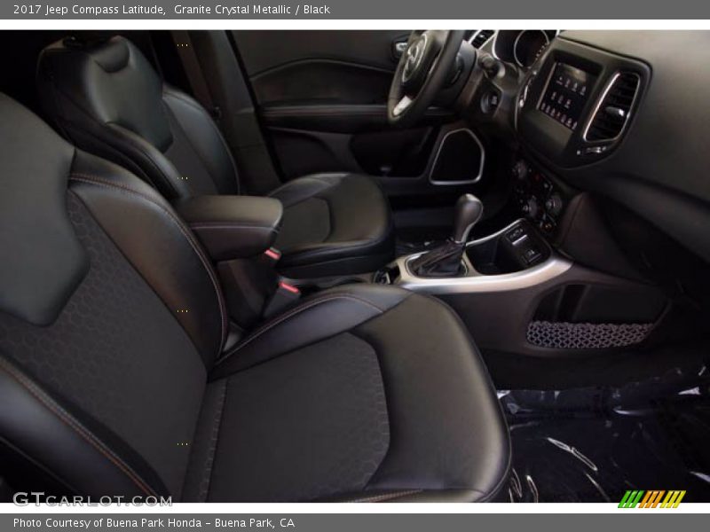 Granite Crystal Metallic / Black 2017 Jeep Compass Latitude