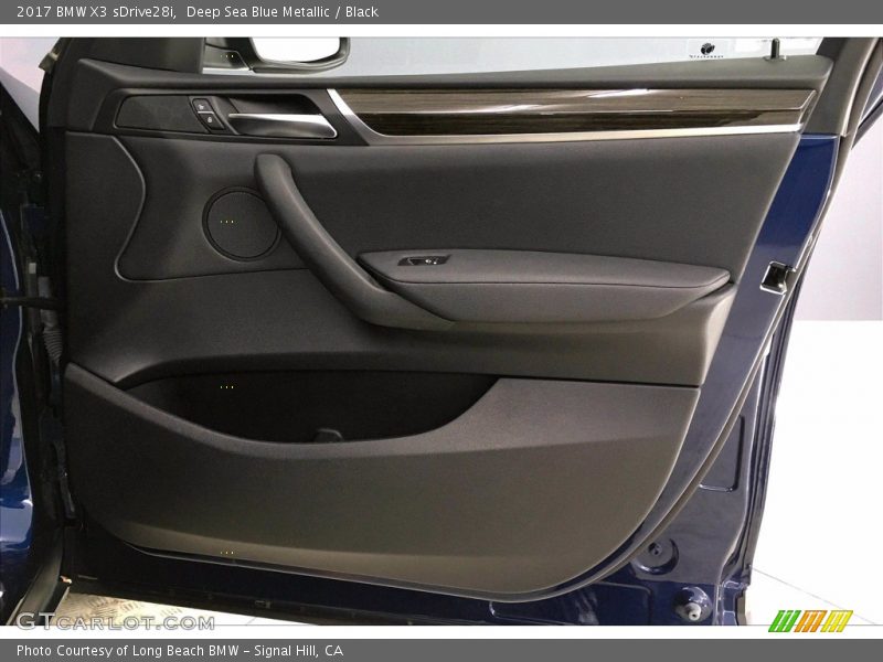 Deep Sea Blue Metallic / Black 2017 BMW X3 sDrive28i